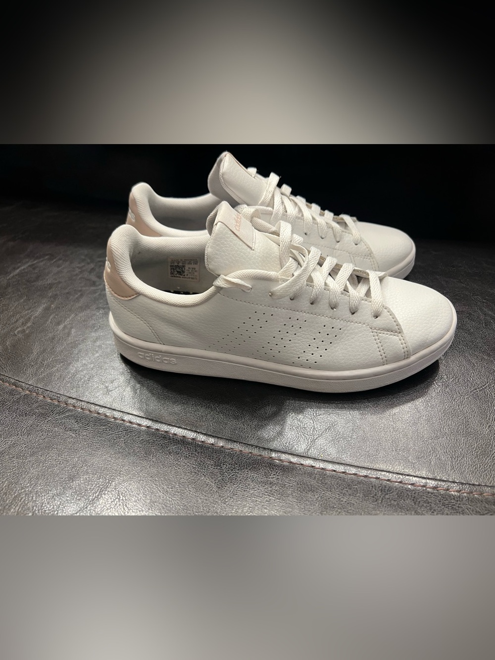 Adidas Advantage Clean Sneaker - Women's Size US 7.5 / UK 6 - Cloud White